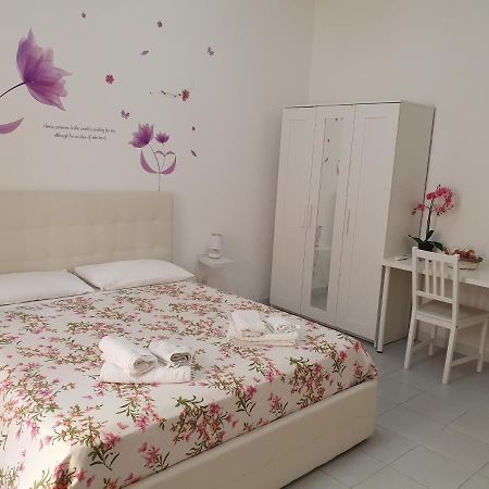 Le Tre Orchidee Bed and Breakfast Salerno Esterno foto